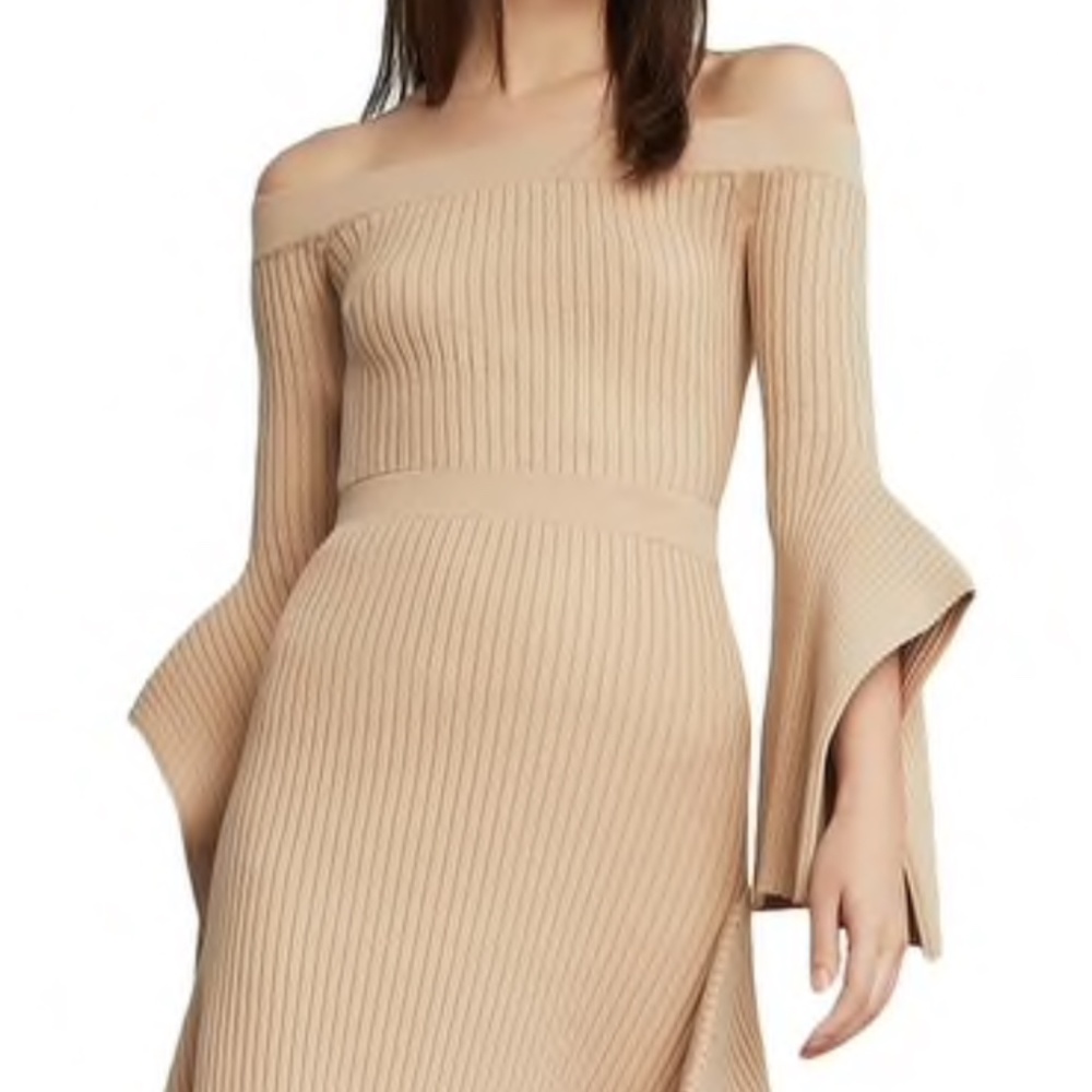 *SOLD* Brand new BCBGMAXAZRIA knit top